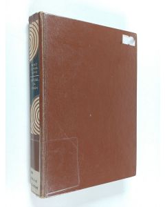 Kirjailijan Reino Lehväslaiho käytetty kirja Uhtualta itään