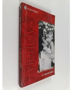 Kirjailijan Kate Hoffmann käytetty kirja Se melkein oikea