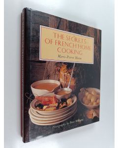 Kirjailijan Marie-Pierre Moine käytetty kirja The Secrets of French Home Cooking