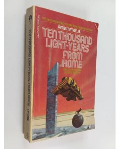 Kirjailijan James Tiptree käytetty kirja Ten Thousand Light-years from Home
