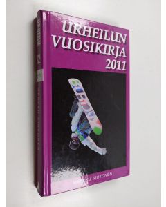 Kirjailijan Markku Siukonen käytetty kirja Urheilun vuosikirja 2011