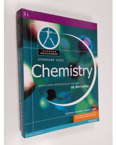 Kirjailijan Mike Ford & Catrin Brown käytetty kirja Standard Level Chemistry