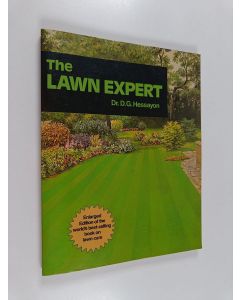 Kirjailijan D. G. Hessayon käytetty kirja The Lawn Expert