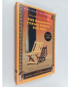 Kirjailijan Alexander McCall Smith käytetty kirja The Kalahari Typing School for Men