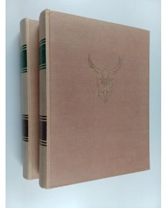 Kirjailijan Pekka Nuorteva käytetty kirja Suomen eläinkuvasto 1-2 : Nisäkkäät, linnut ; Matelijat, sammakkoeläimet, kalat, selkärangattomat