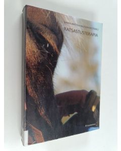 Kirjailijan Sanna Mattila-Rautiainen käytetty kirja Ratsastusterapia