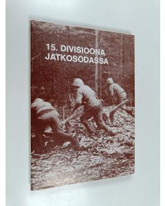 Kirjailijan Uolevi Koskenpalo käytetty kirja 15. divisioona jatkosodassa