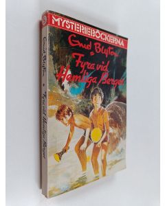 Kirjailijan Enid Blyton käytetty kirja Fyra vid hemliga berget