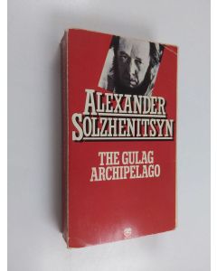 Kirjailijan Aleksandr Solzenitsyn käytetty kirja The Gulag Archipelago, 1918-1956