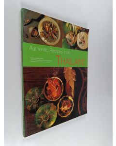 Kirjailijan Sven Krauss käytetty kirja Authentic Recipes from Thailand