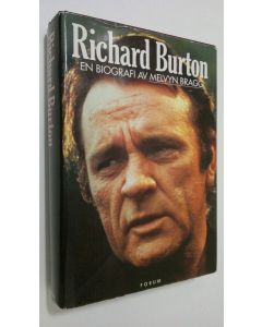 Kirjailijan Melvyn Bragg käytetty kirja Richard Burton : en biografi
