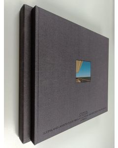 Kirjailijan Ilpo Okkonen käytetty kirja Suomalainen arkkitehtuuri 1900-luvulla = Finnish architecture in the 20th century