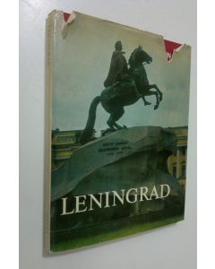Kirjailijan T. J. Räty käytetty kirja Leningrad