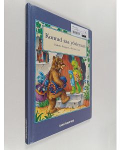 Kirjailijan Brenda Clark & Paulette Bourgeois käytetty kirja Konrad saa yövieraan