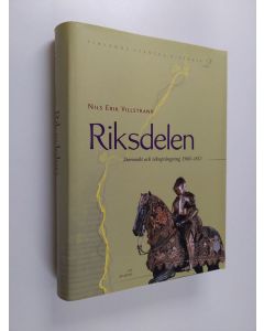 Kirjailijan Kari Tarkiainen käytetty kirja Riksdelen : stormakt och rikssprängning 1560-1812
