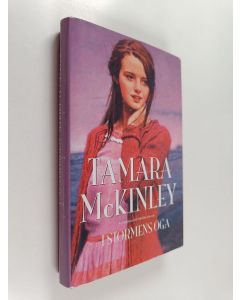 Kirjailijan Tamara McKinley käytetty kirja I stormens öga