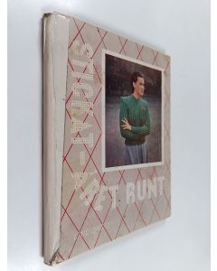 käytetty kirja Stickat året runt : trevliga modeller för damer, barn, herrar