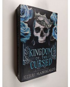 Kirjailijan Kerri Maniscalco käytetty kirja Kingdom of the cursed