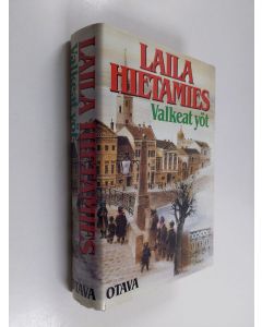 Kirjailijan Laila Hietamies käytetty kirja Valkeat yöt