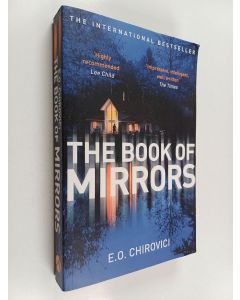 Kirjailijan E. O. Chirovici käytetty kirja The Book of Mirrors