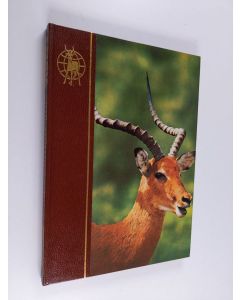 käytetty kirja Fauna villi eläinmaailma : pensasaroilta afrikan sarveen