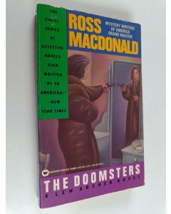 Kirjailijan Ross Macdonald käytetty kirja The Doomsters