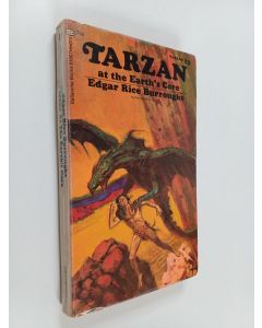 käytetty kirja Tarzan at the earth's core