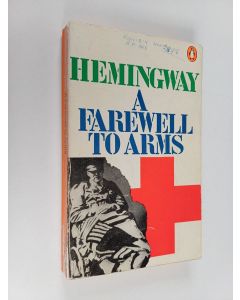 Kirjailijan Ernest Hemingway käytetty kirja A Farewell to Arms