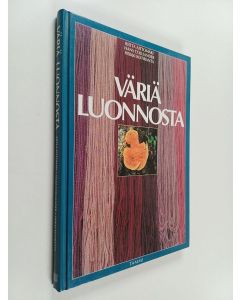 Kirjailijan Hans Colliander & Riitta Aittomäki ym. käytetty kirja Väriä luonnosta