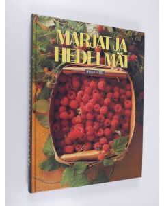 käytetty kirja Marjat ja hedelmät