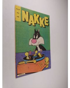 käytetty teos Nakke 24/1982