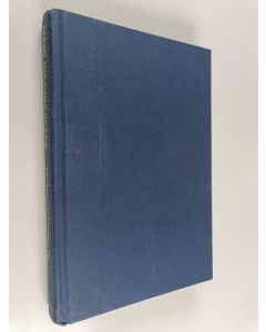 Kirjailijan Mary Higgins Clark käytetty kirja The melody lingers on