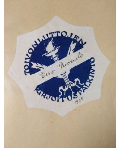 Kirjailijan Oskar Hynen käytetty kirja Metsolassa : Kootut luonnonkuvaukset