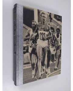 Kirjailijan Antero Raevuori käytetty kirja Huippu-urheilun maailma 5 osa, Urheilun suurtapahtumat vuoteen 1982