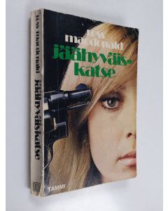 Kirjailijan Ross Macdonald käytetty kirja Jäähyväiskatse