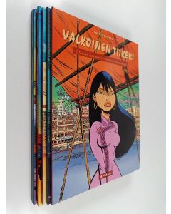 Kirjailijan Joseph Conrad käytetty teos Valkoinen tiikeri 1-5 : Suuren ruorimiehen salaisessa palveluksessa ; Persikkaiho ja silkkisolmio ; Viidennen onnen taito ; Vakoojatar katolla ; Feenixin vuosi