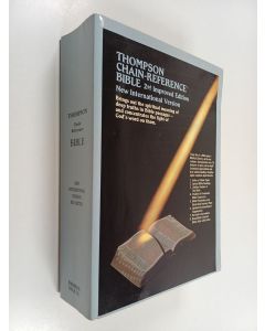 käytetty kirja The thompson chain-reference® bible : new international version