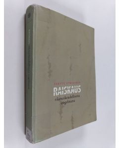 Kirjailijan Terttu Utriainen käytetty kirja Raiskaus rikosoikeudellisena ongelmana