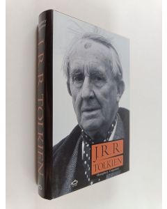 Kirjailijan Humphrey Carpenter käytetty kirja J. R. R. Tolkien : elämäkerta