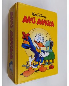 Kirjailijan Walt Disney uusi teos Aku Ankka vuosikerta 2000 (puuttuu nrot 12, 14, 17, 25, 34, 40, 46, 47)
