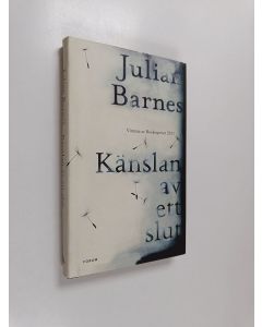 Kirjailijan Julian Barnes käytetty kirja Känslan av ett slut