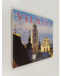 Kirjailijan Audra Kairienė käytetty kirja Vilnius