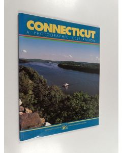 Kirjailijan American Geographic Publishing käytetty kirja Connecticut : a Photographic Celebration