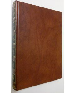 käytetty kirja Kirjavaliot : Hailey, Arthur : Kiitorata ; Holt, Victoria : Riikinkukkolinna ; Clarkson, Ewan : Summercomben mäyrät ; Higgins Clark, Mary : Keskusaseman vangit