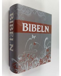 Kirjailijan Bibeln käytetty kirja Bibeln : Bibelskommissionens översättning