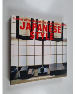 Kirjailijan Suzanne Slesin käytetty kirja Japanese style
