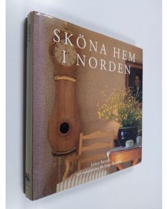 Kirjailijan JoAnn Barwick käytetty kirja Sköna hem i Norden