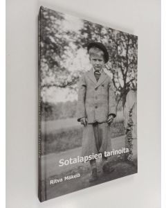 Kirjailijan Ritva Mäkelä käytetty kirja Sotalapsien tarinoita