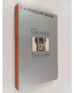 Kirjailijan Bernard Malamud käytetty kirja The fixer