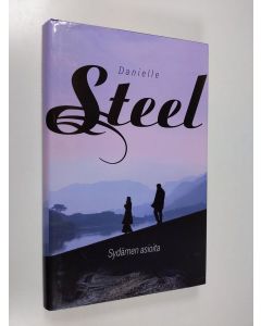 Kirjailijan Danielle Steel käytetty kirja Sydämen asioita (ERINOMAINEN)